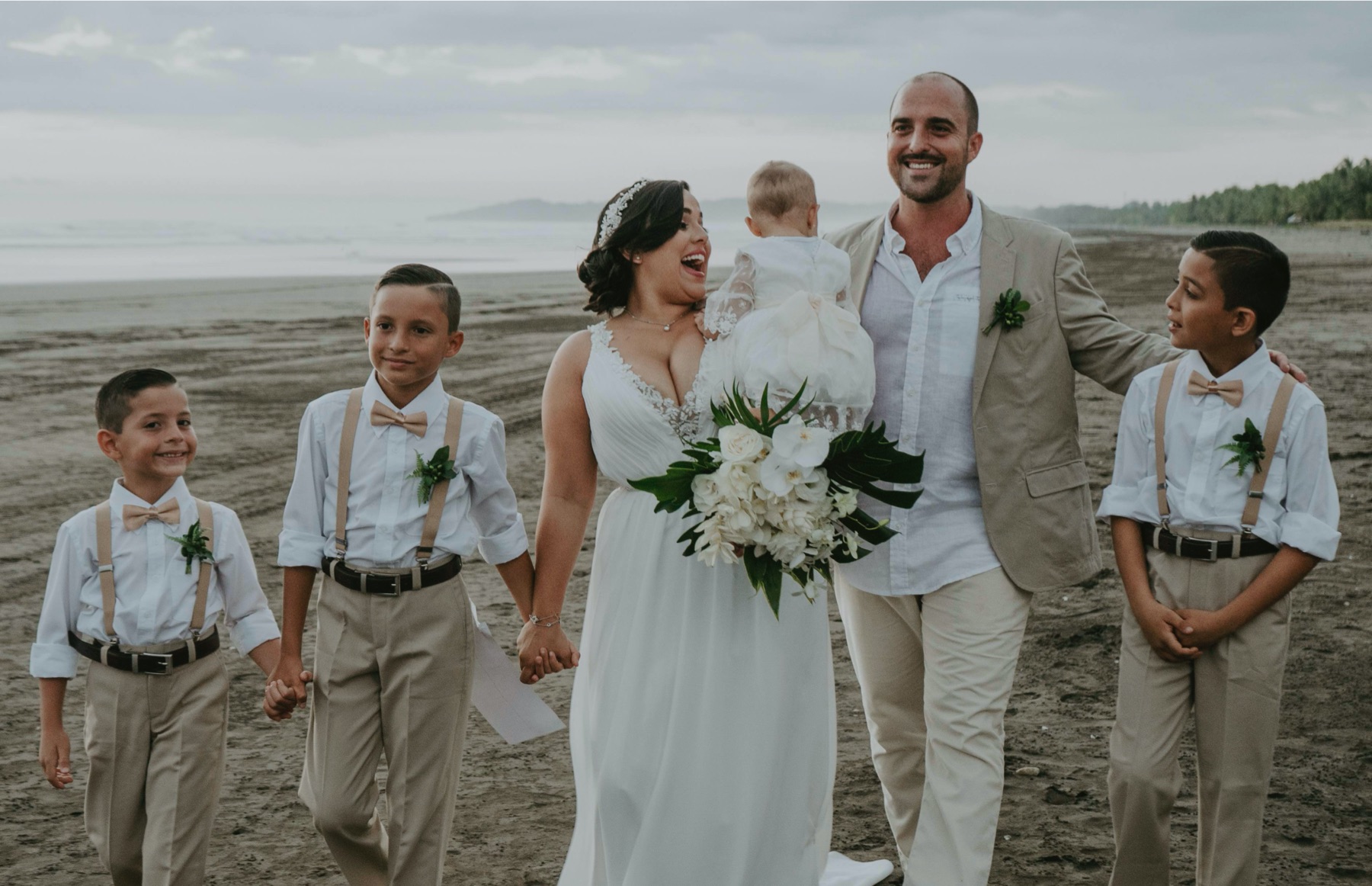 Beach wedding in Costa Rica